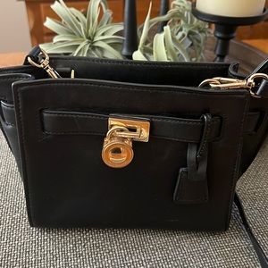 Michael Kors crossbody bag in great used condition